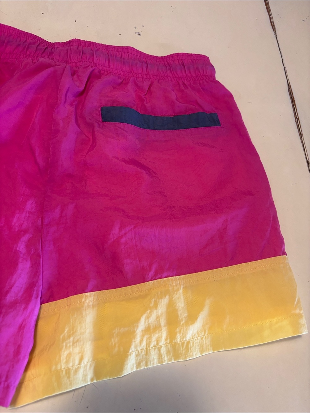 Nike Icon Clash Women’s Shorts Medium - Picture 8 of 12